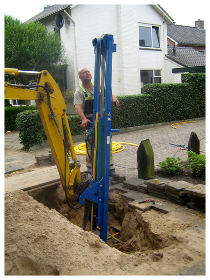 Leidingwisselaar | S. van Wichen mini-kraanverhuur en mini-shovelverhuur